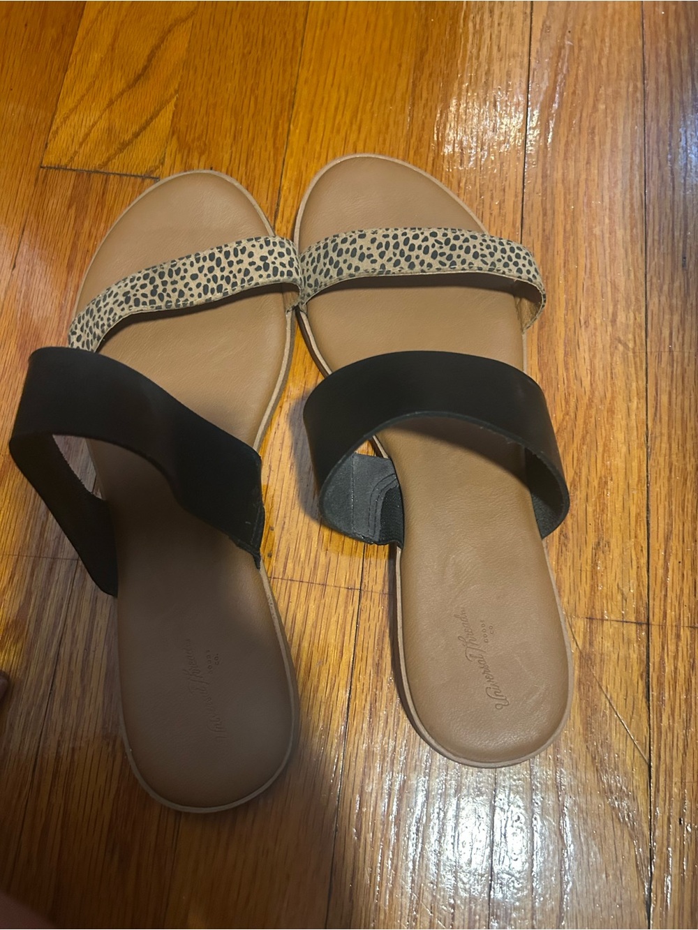 Womens Black & Leopard Slide Sandals